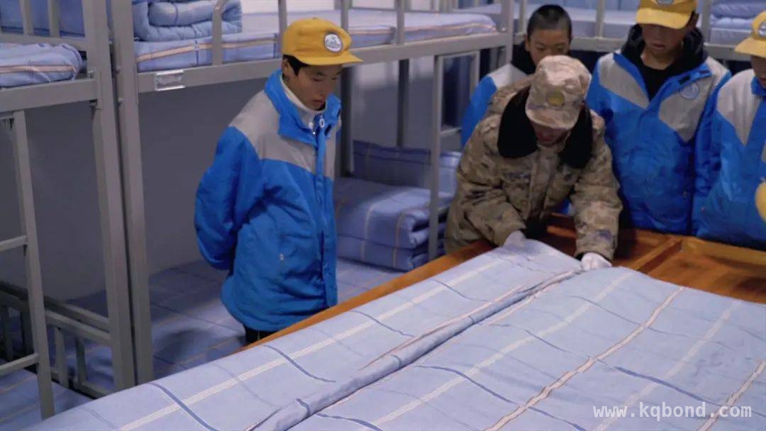 “驻校教官”进校园，为西藏孩子播下国防与成长的种子，从保家卫国到守护校园，西藏“驻校教官”风采尽显
