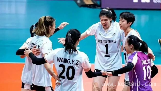 世俱杯天津女排3 - 1晋级，球员教练表现可圈可点