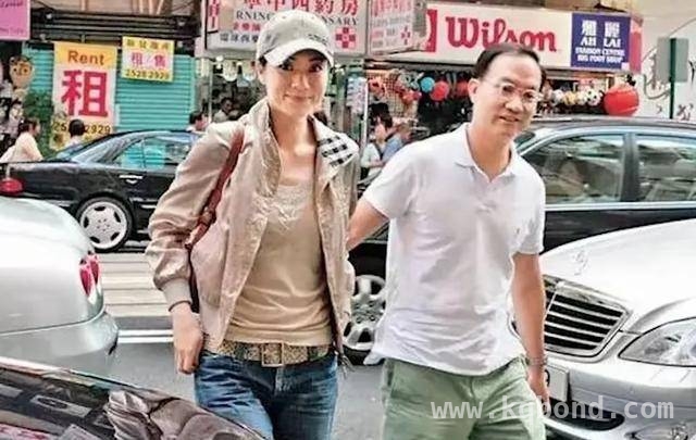 张可颐56岁：演艺沉浮后，拥抱自由单身生活 56岁视后张可颐：单身生活潇洒，往昔风波成过往