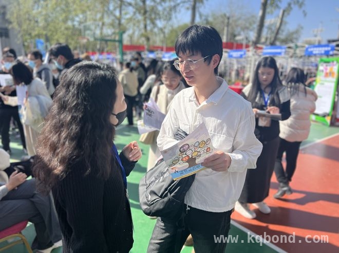 聚焦2025驻济高校双选会：企业与人才的双向奔赴 2025驻济高校双选会：企业云集，毕业生逐梦济南