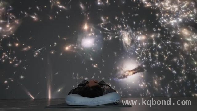 “深空未来”：带你穿越时空的宇宙冒险，探秘“深空未来”：开启宇宙浪漫之旅